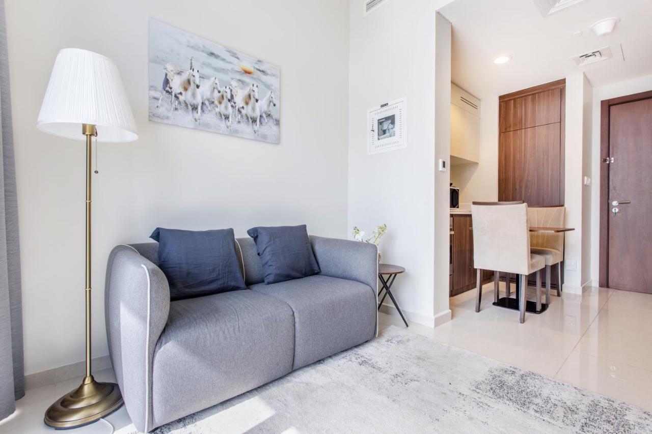 Reva Residences - One Bedroom Apartment By The S Holiday Homes Dubai Exterior photo